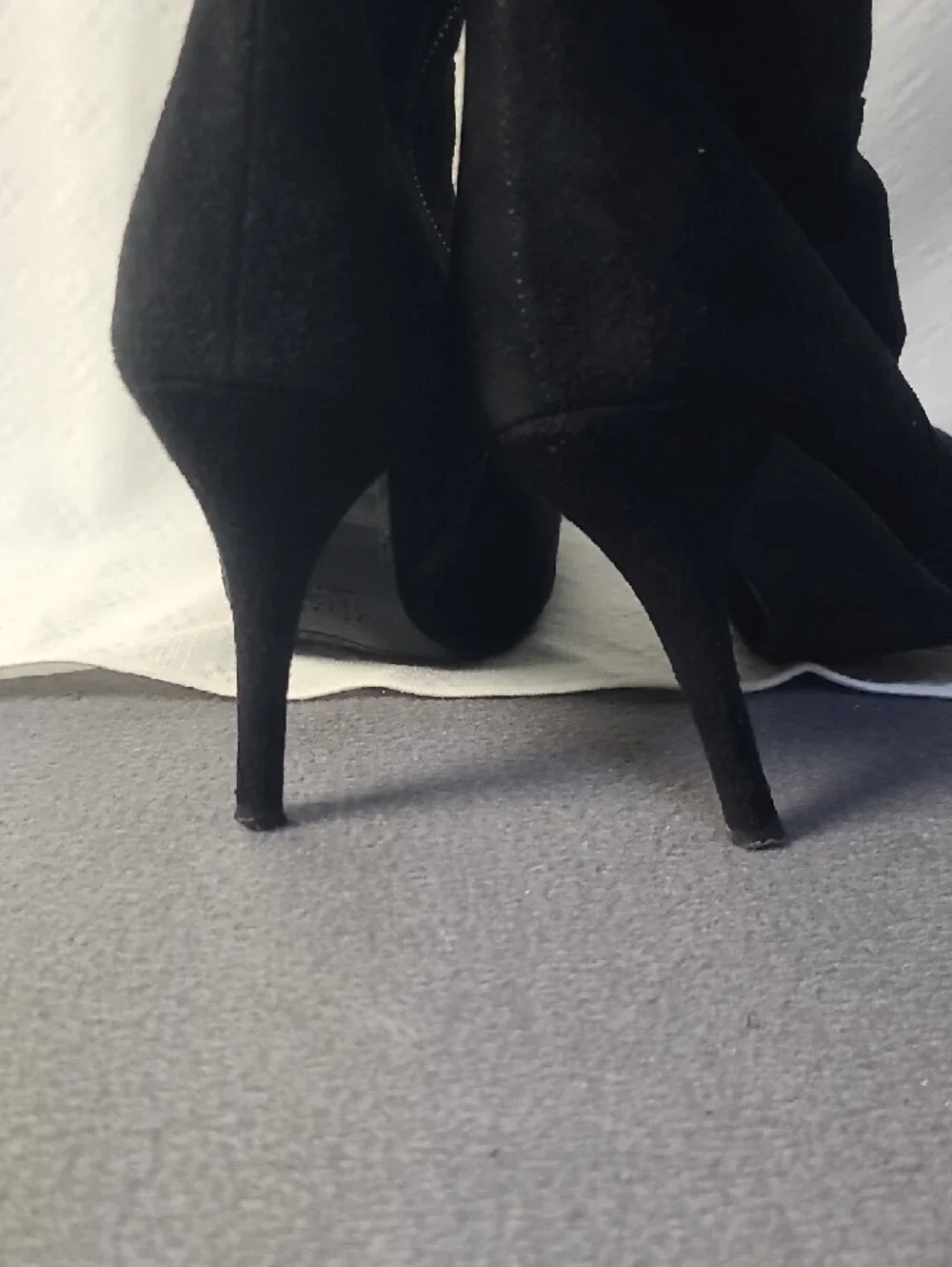 Women's Stuart Weitzman Black Suede Knee-High Stiletto Boots